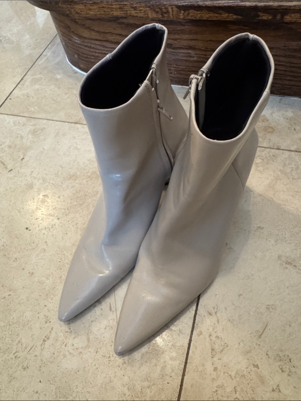 Zara Women's Pointed Toe Ankle Boots